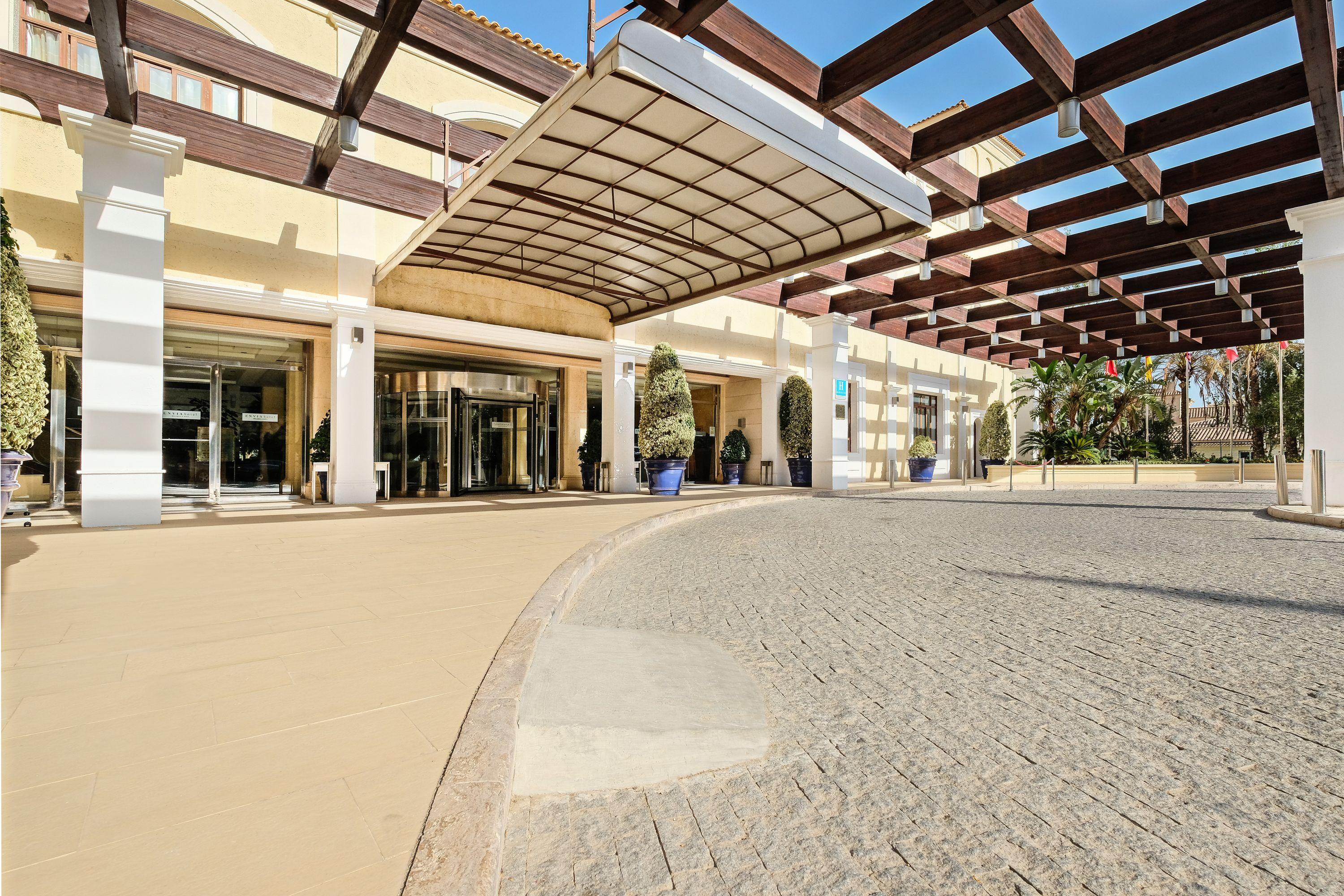 Hotel Envia Almeria Spa & Golf Aguadulce  Exterior photo The entrance of the hotel