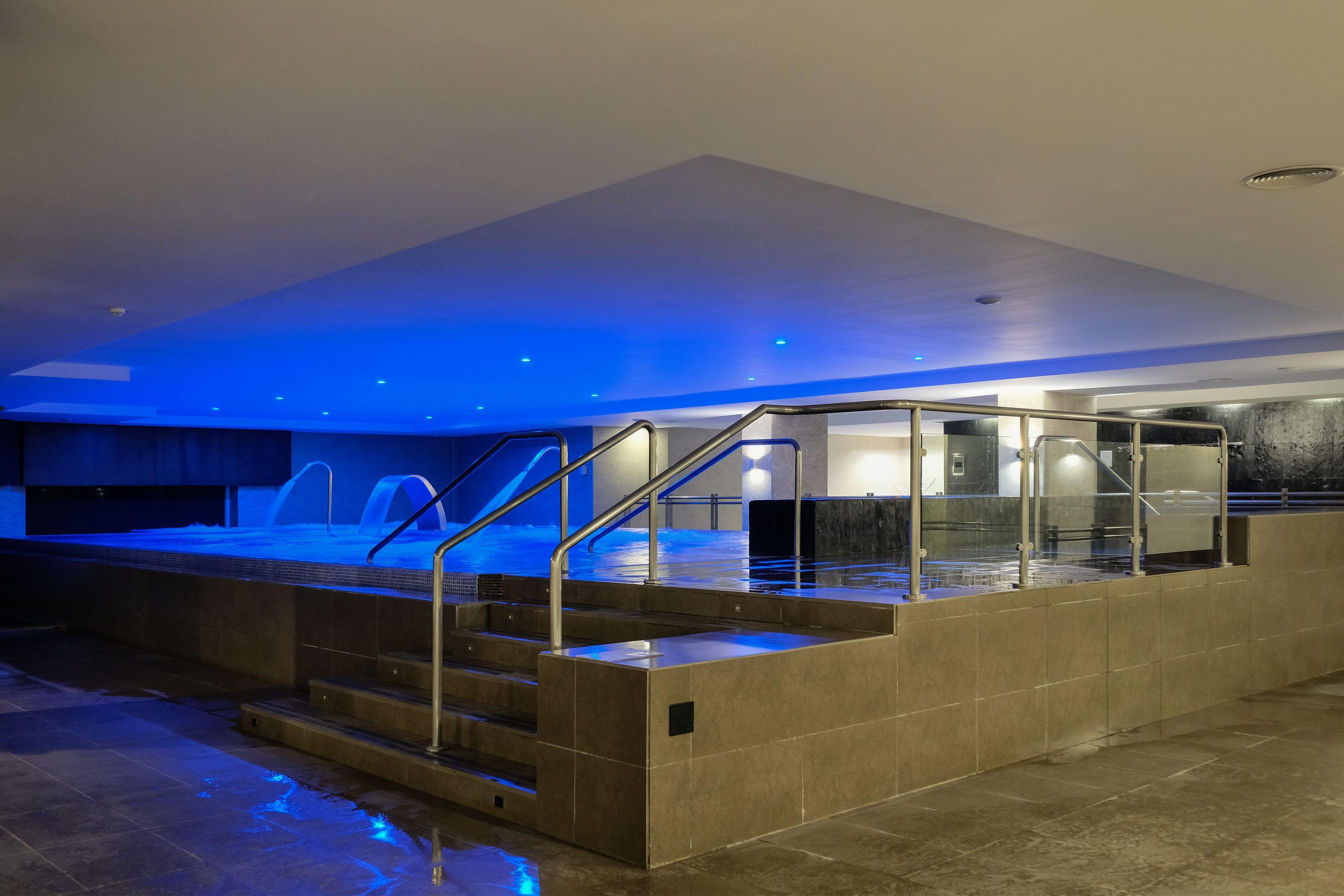 Hotel Envia Almeria Spa & Golf Aguadulce  Exterior photo The spa at the InterContinental London The O2