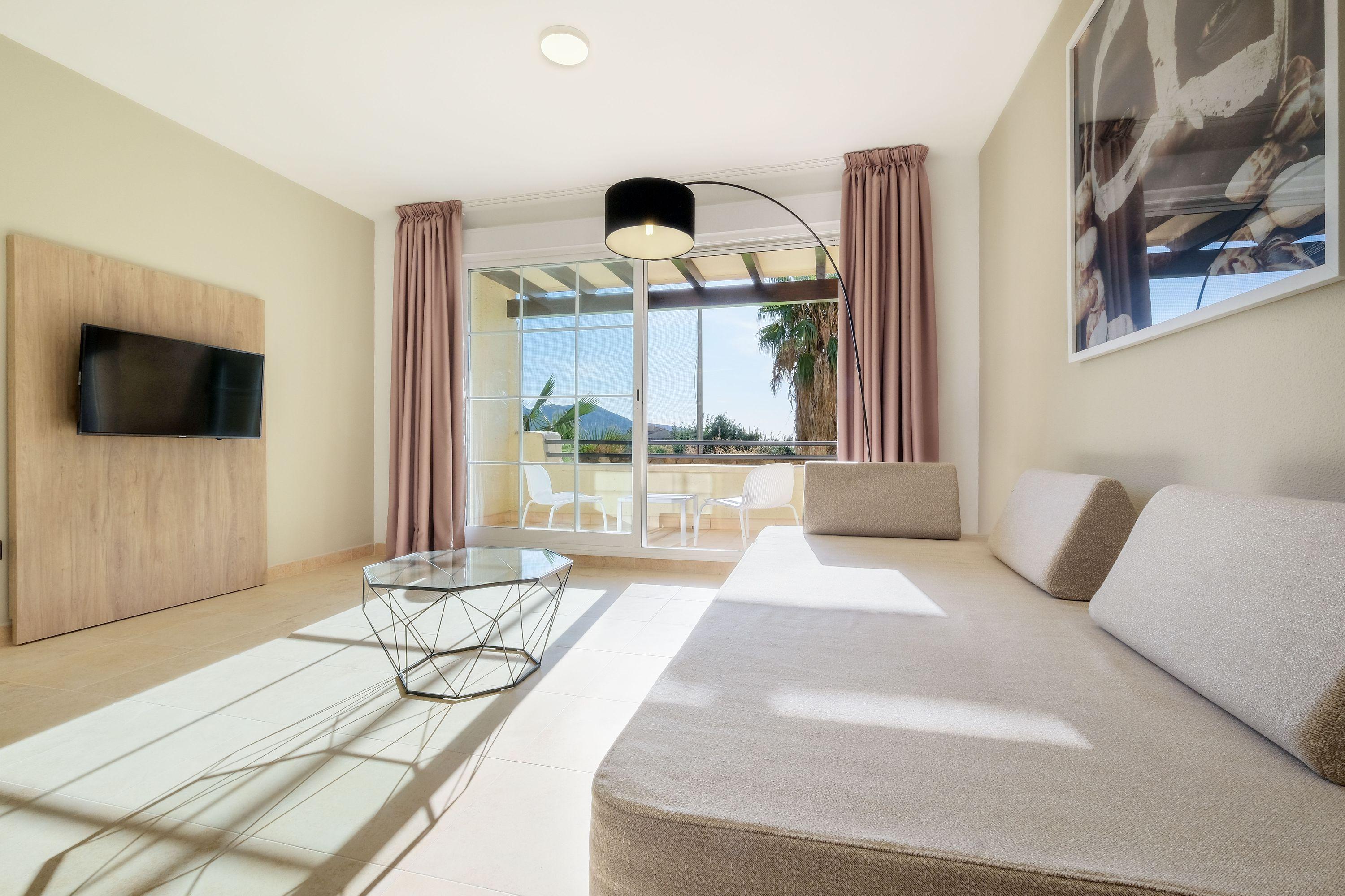 Hotel Envia Almeria Spa & Golf Aguadulce  Exterior photo A living room in a hotel