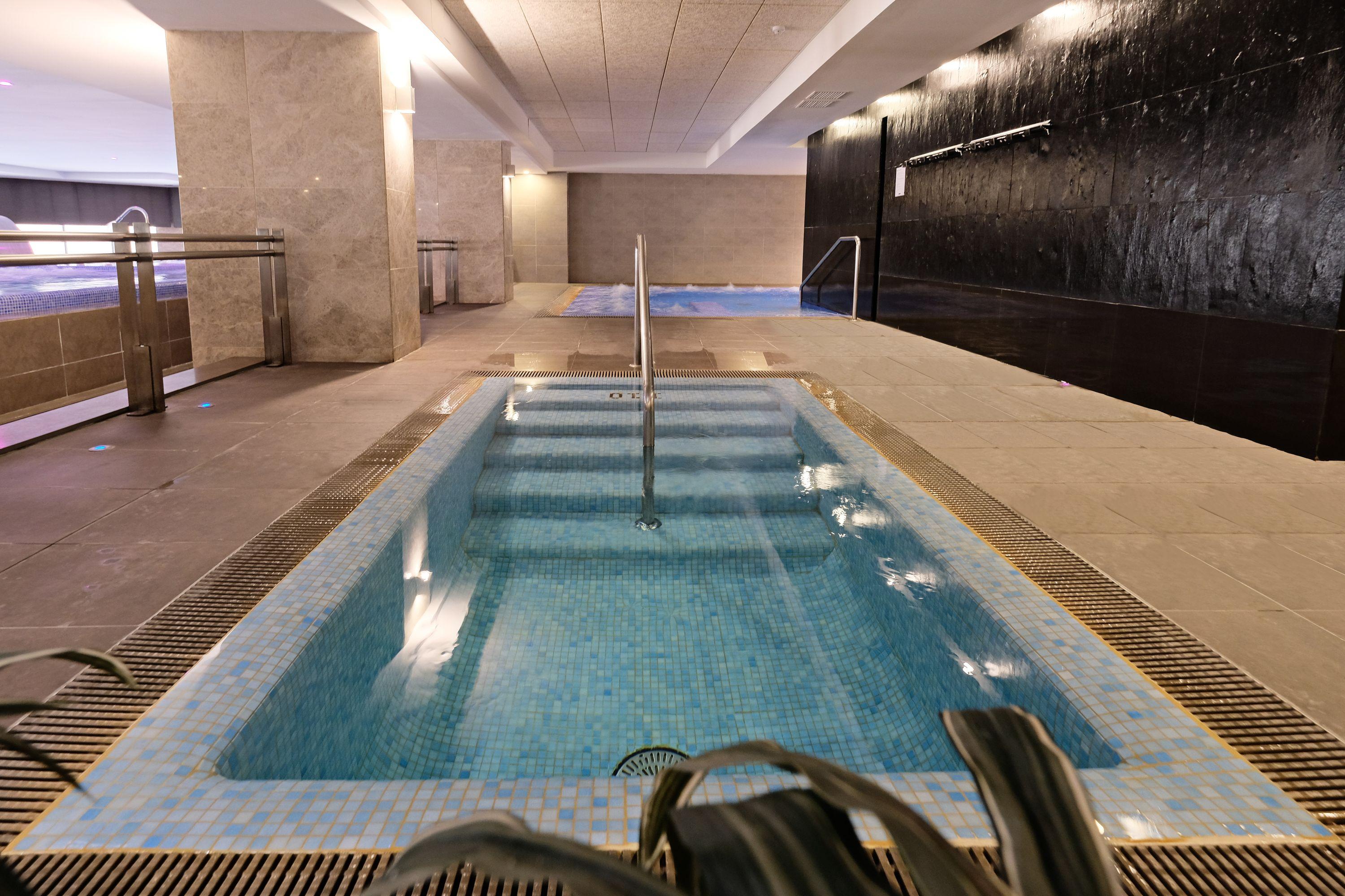 Hotel Envia Almeria Spa & Golf Aguadulce  Exterior photo The swimming pool at the hotel